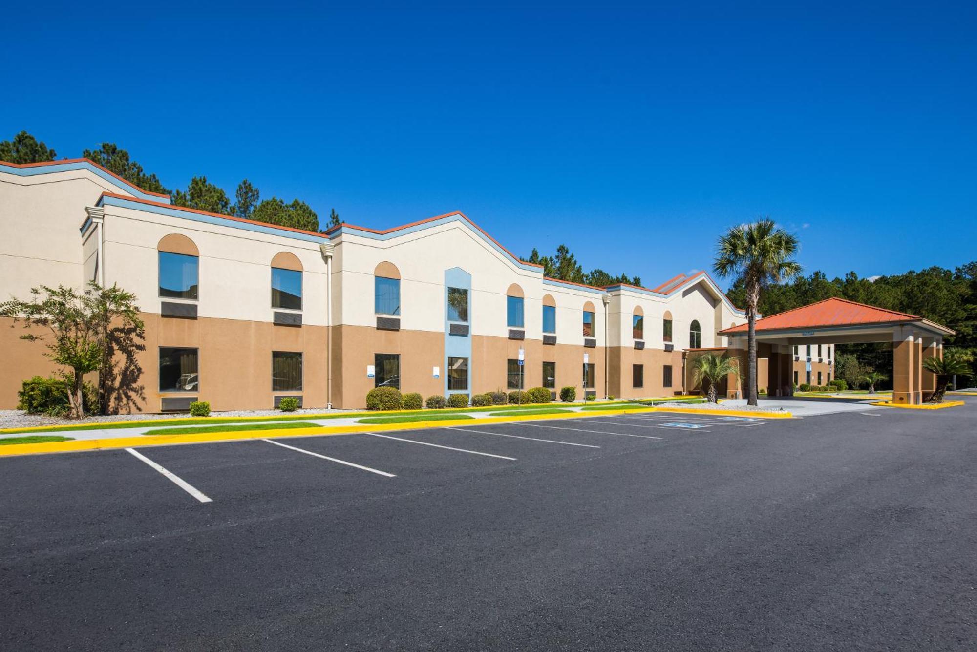 Clarion Pointe Hinesville Near Fort Stewart Exterior foto